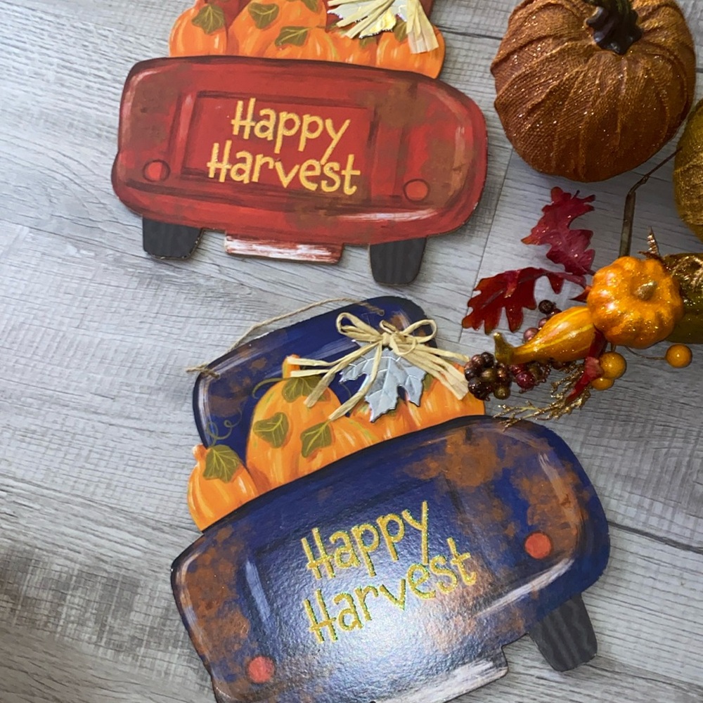 Fall decorations - Picture 2 of 5
